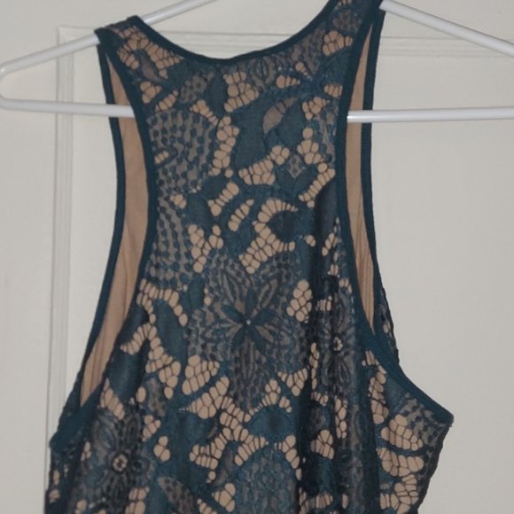 Green lace top emerald color - Picture 3 of 4